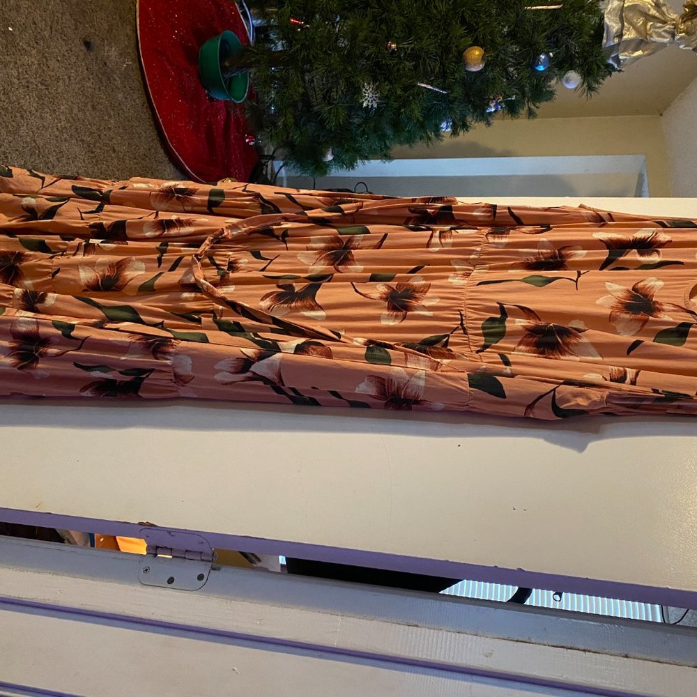 Long Spring Dress - Picture 2 of 4